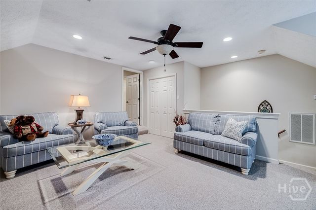 3 Oak Park Place, Savannah, GA 31405