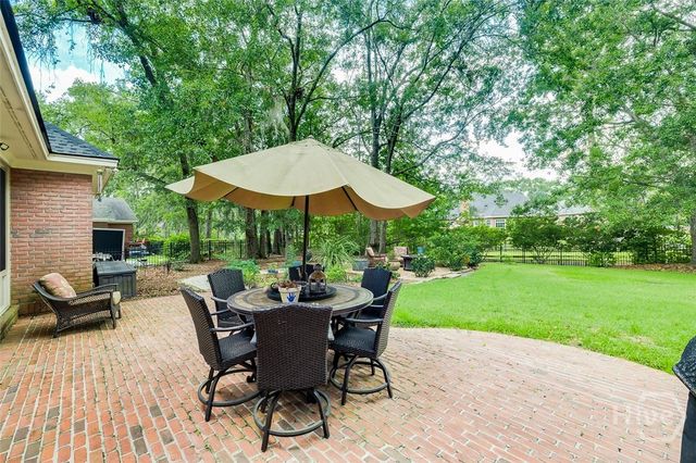 3 Oak Park Place, Savannah, GA 31405