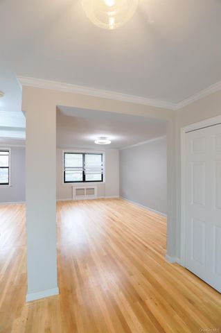 138-18 28th Road 1F, Flushing, NY 11354