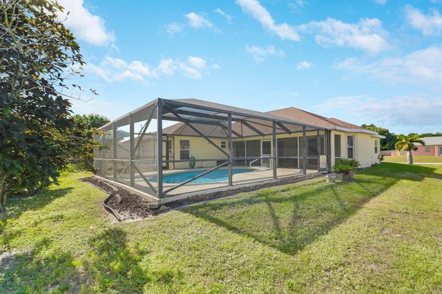 641 SW Lindsay Street, Port St Lucie, FL 34953