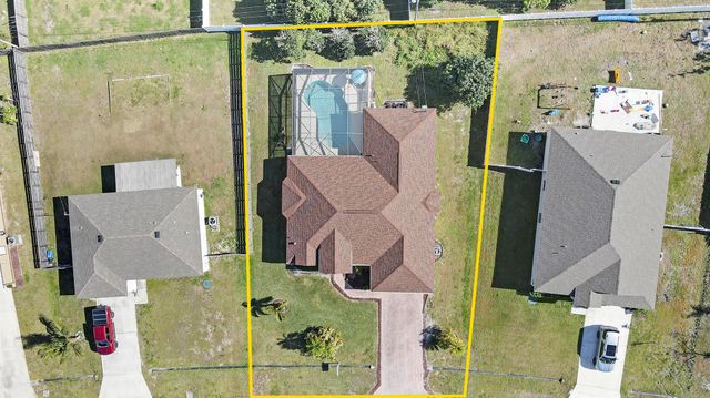 641 SW Lindsay Street, Port St Lucie, FL 34953