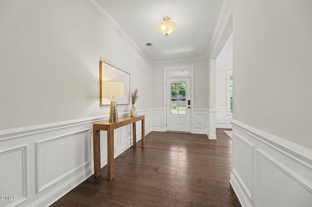 105 Demond Circle, Cary, NC 27513