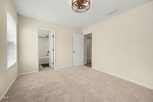 105 Demond Circle, Cary, NC 27513
