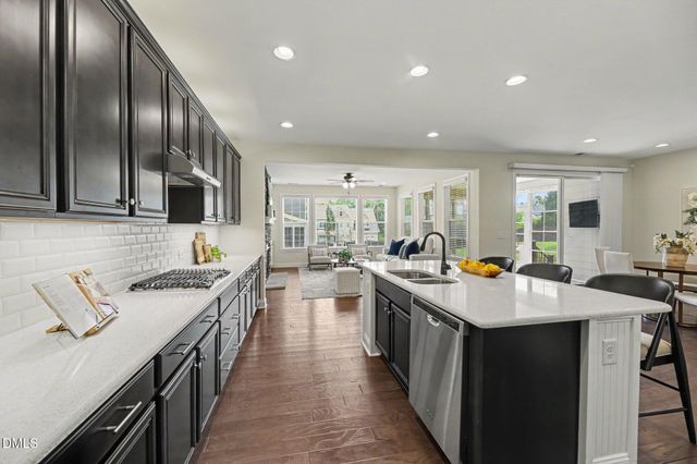 105 Demond Circle, Cary, NC 27513