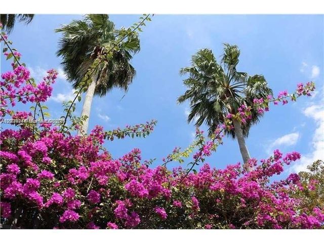 8320 Crespi Blvd 11 11, Miami Beach, FL 33141