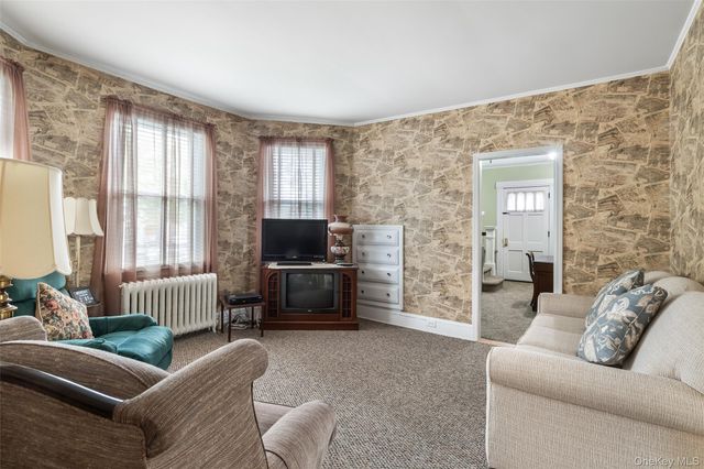 35 N Corona Avenue, Valley Stream, NY 11580