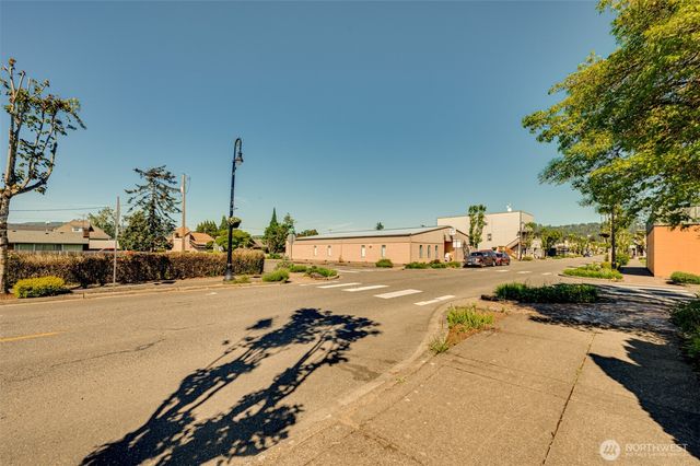 512 Davidson Avenue, Woodland, WA 98674