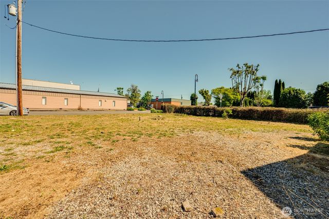 512 Davidson Avenue, Woodland, WA 98674