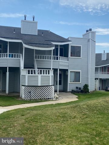 305 BRIGHTON CT, Sicklerville, NJ 08081