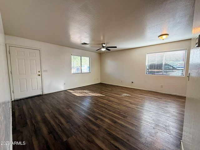 10010 N 7th Avenue 2, Phoenix, AZ 85021