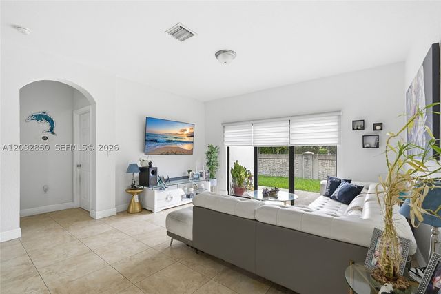 3241 SW 147th Ct, Miami, FL 33185