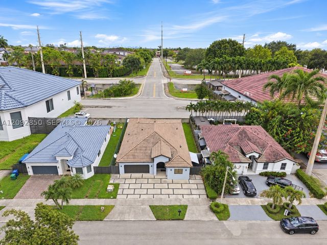 3241 SW 147th Ct, Miami, FL 33185