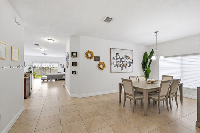 3241 SW 147th Ct, Miami, FL 33185