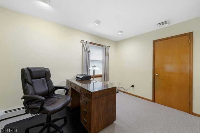 350 Greenbrier Ct, Mountainside Boro, NJ 07092