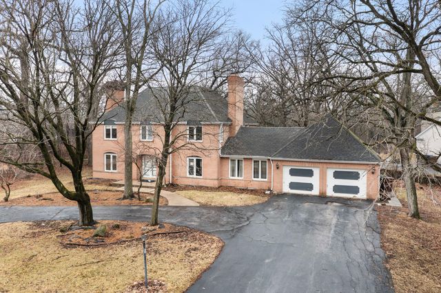 30 Strauss Lane, Olympia Fields, IL 60461