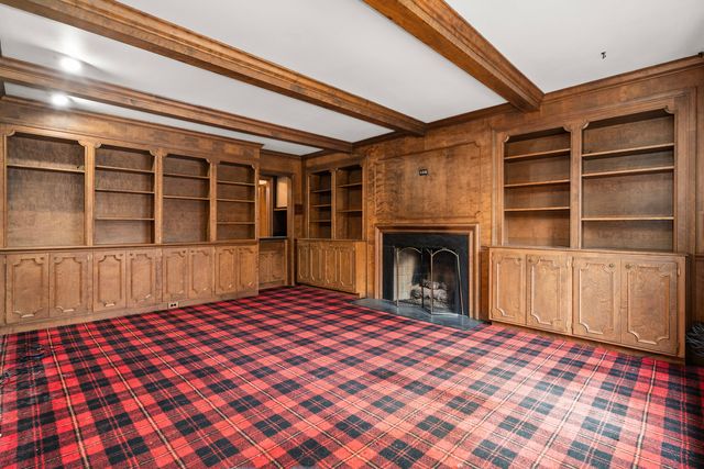 30 Strauss Lane, Olympia Fields, IL 60461