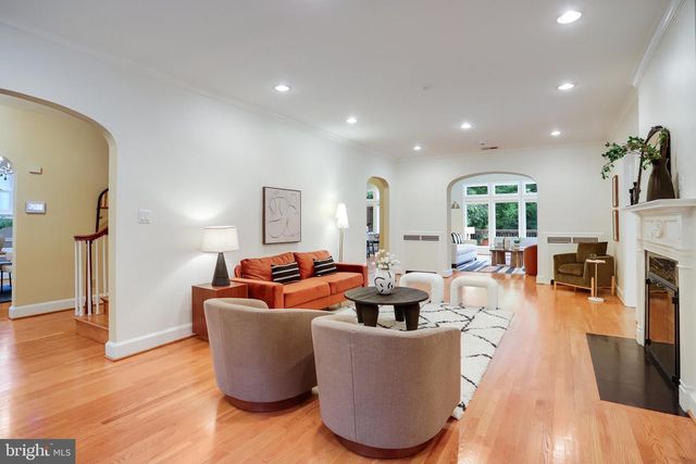 2739 CHESAPEAKE ST NW, Washington, DC 20008