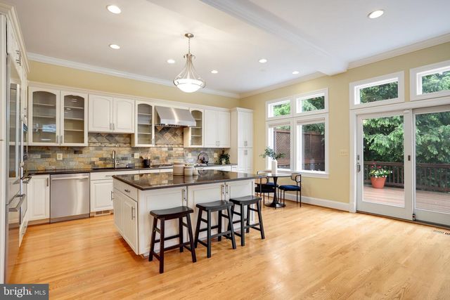2739 CHESAPEAKE ST NW, Washington, DC 20008