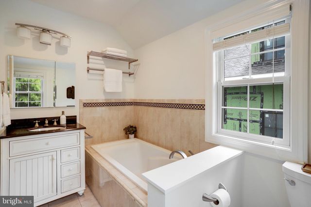 2739 CHESAPEAKE ST NW, Washington, DC 20008