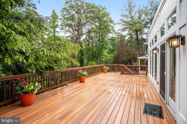 2739 CHESAPEAKE ST NW, Washington, DC 20008