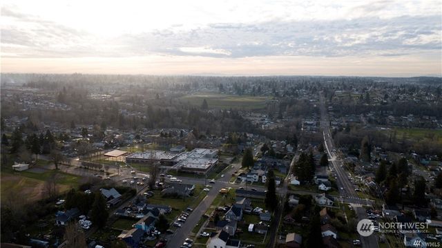3539 E Grandview Avenue, Tacoma, WA 98404