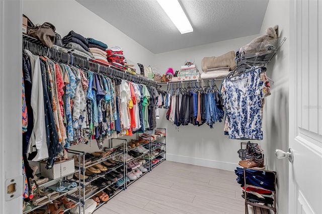 16527 CENTIPEDE STREET, Clermont, FL 34714