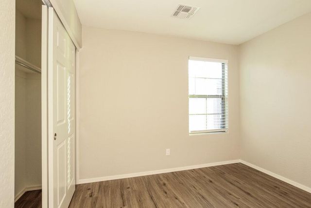 1444 N 80th Drive, Phoenix, AZ 85043