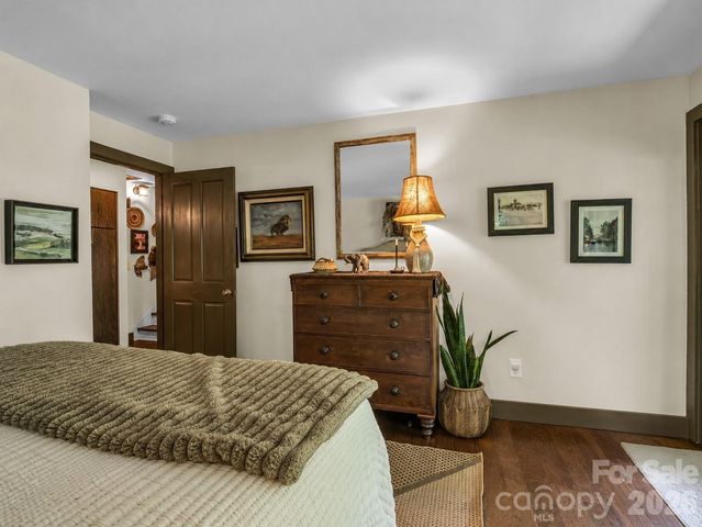 9390 East Fork Road, Brevard, NC 28712