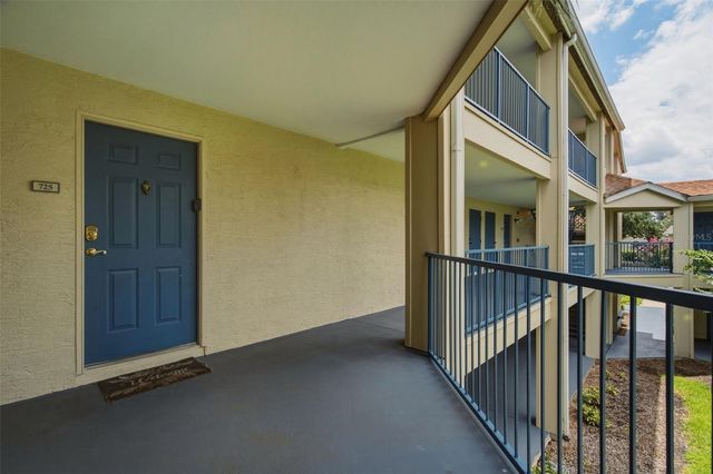 7300 WESTPOINTE BOULEVARD 725, Orlando, FL 32835