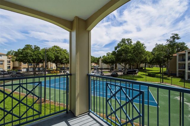 7300 WESTPOINTE BOULEVARD 725, Orlando, FL 32835