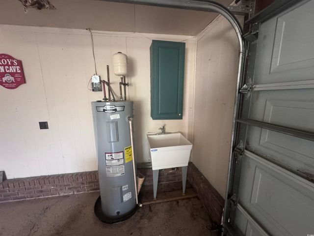 574 Circle Dr., Surfside Beach, SC 29575