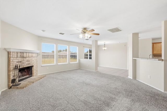 8813 Chisholm Trail, Cross Roads, TX 76227