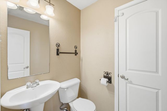 8813 Chisholm Trail, Cross Roads, TX 76227