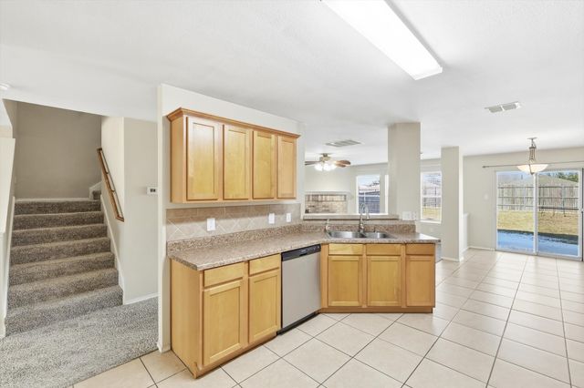 8813 Chisholm Trail, Cross Roads, TX 76227