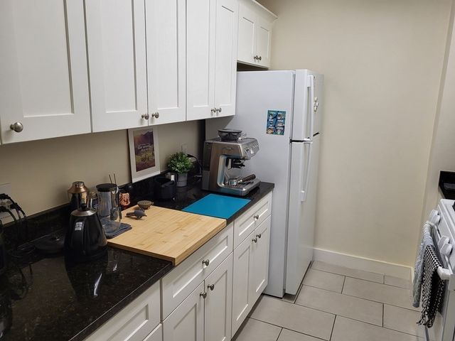 33 Pond Ave. 915, Brookline, MA 02445