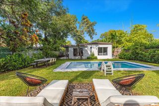 228 SW 25th Rd, Miami, FL 33129