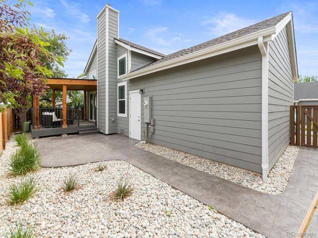 577 Vinewood Ct, Highlands Ranch, CO 80126