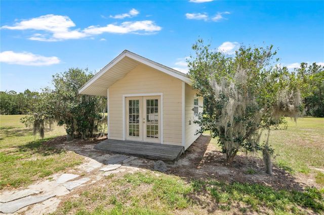 2105 CLUBHOUSE ROAD, Lakeland, FL 33813