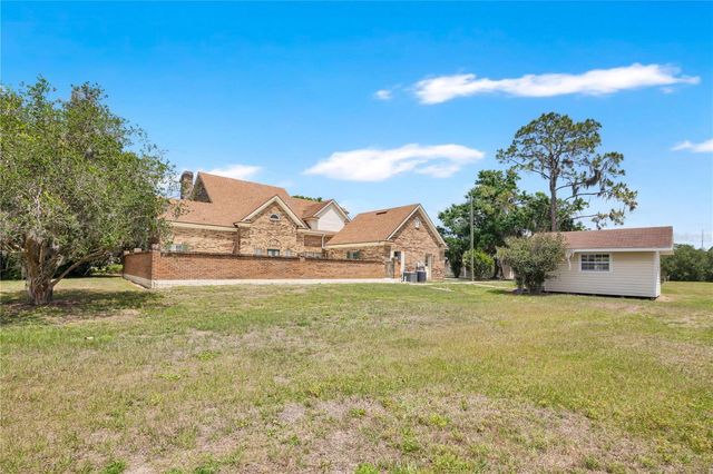 2105 CLUBHOUSE ROAD, Lakeland, FL 33813
