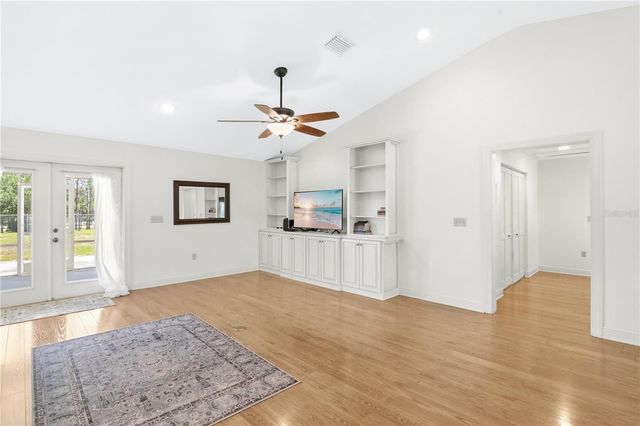 2105 CLUBHOUSE ROAD, Lakeland, FL 33813
