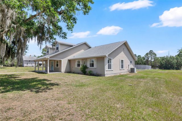 2105 CLUBHOUSE ROAD, Lakeland, FL 33813