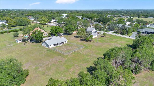 2105 CLUBHOUSE ROAD, Lakeland, FL 33813
