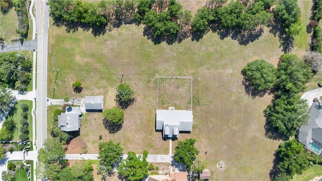 2105 CLUBHOUSE ROAD, Lakeland, FL 33813