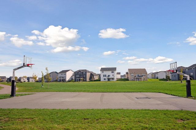19257 Meadow View Lane, Maple Grove, MN 55311