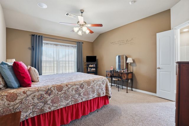 436 Millbrook Lane, Fort Worth, TX 76036
