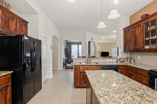436 Millbrook Lane, Fort Worth, TX 76036