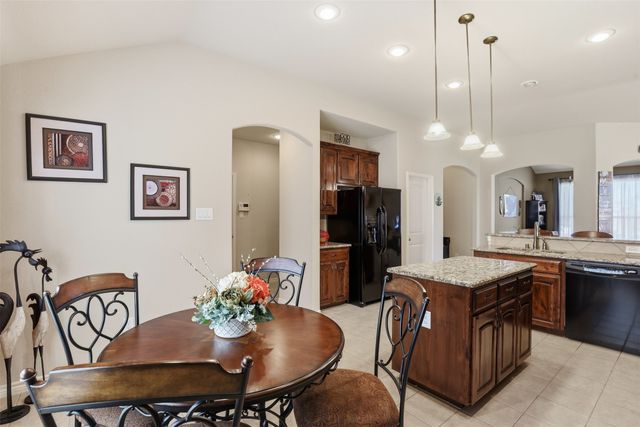 436 Millbrook Lane, Fort Worth, TX 76036