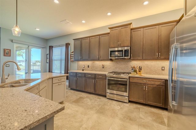 4920 SEVILLA SHORES DRIVE, Wimauma, FL 33598