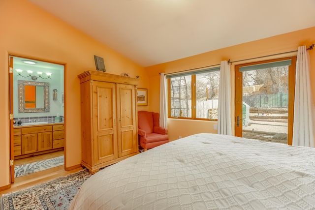 525 La Lomita Road H, Taos, NM 87571