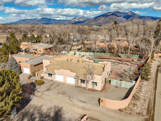 525 La Lomita Road H, Taos, NM 87571